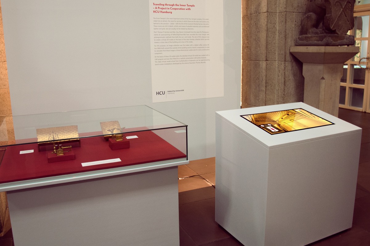 Interaktive Touch-Screen-Installation zur Austellung Salomonischer Tempel im Hamburg Museum